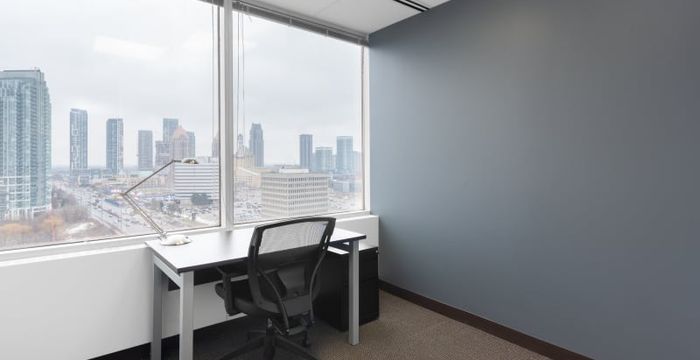 90 Burnhamthorpe Road West, Mississauga - Image 3