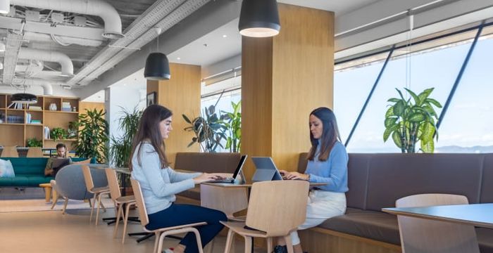 16-18 Carrer De La Marina, Barcelona - Image 2