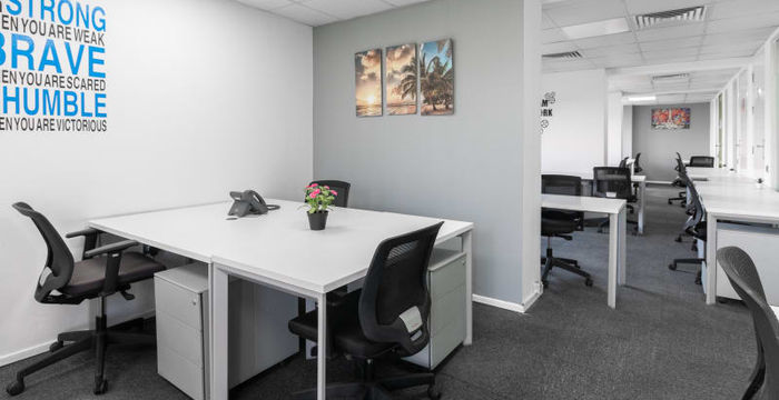 Road 18 Sarayat EL Maadi, Cairo - Image 4