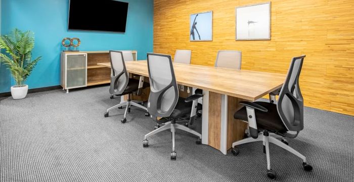 Zions Bank Financial Center - Image 4