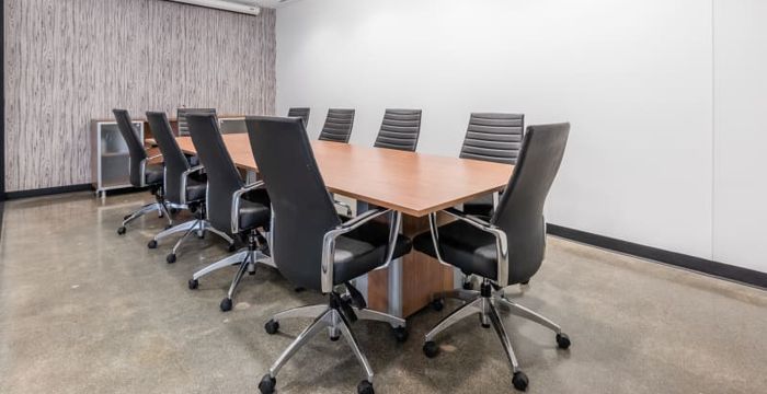 180 Northfield Drive West, Waterloo - Image 5