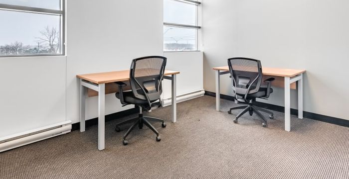 180 Northfield Drive West, Waterloo - Image 5