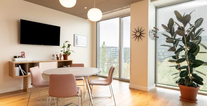 44 Domaniewska Street, Warsaw - Image 4