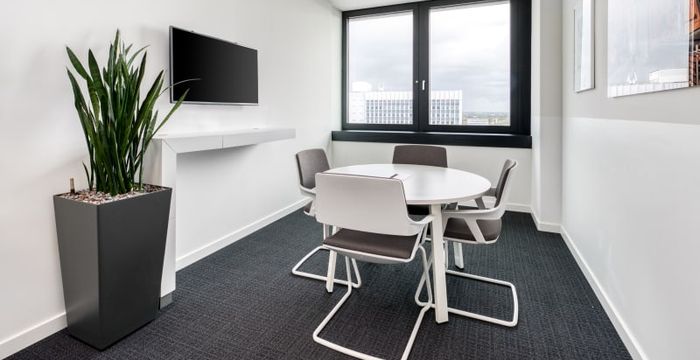 11 Hamburger Strasse, Hamburg - Image 4