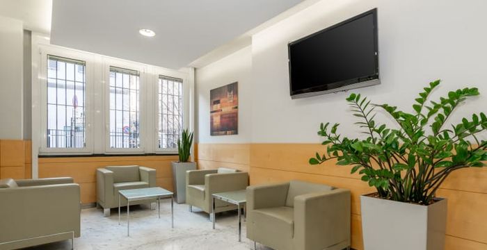 Via Santa Maria Valle 3, Milan - Image 5