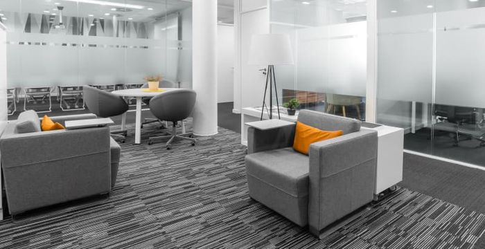 1789/5 Ip Pavlova Square, Prague - Image 4