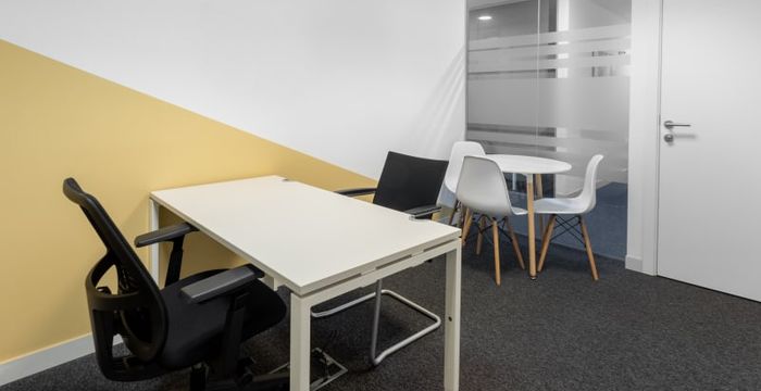 Centre Comercial El Triangle - Image 2