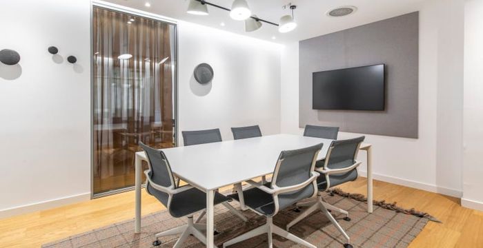 62 Calle De Alfonso Xii, Madrid - Image 4