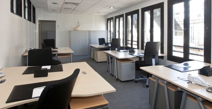 18 Rue Pasquier, Paris - Image 3