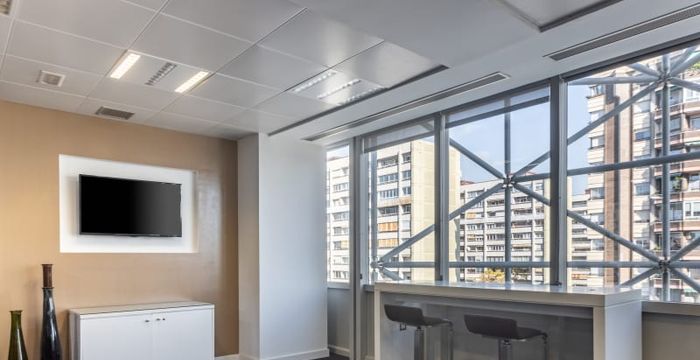 157 Calle De Tarragona, Barcelona - Image 4