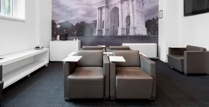 Piazzale Biancamano 8, Milan - Image 4