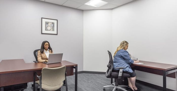 Place St. Charles - Image 3