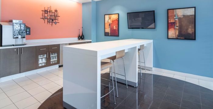 2375 East Camelback Road, Phoenix - Image 2