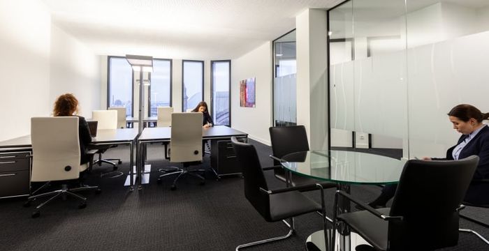 42 Bahnhofsplatz, Bremen - Image 2