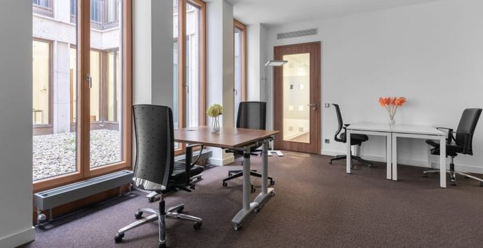 Am Brandenburger Tor - Image 3