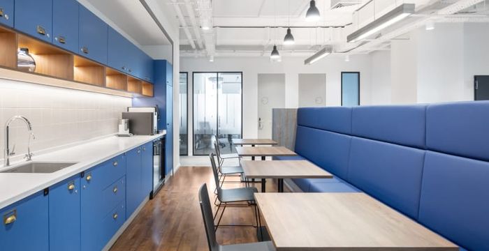 53 Peremogy Avenue, Kyiv - Image 4