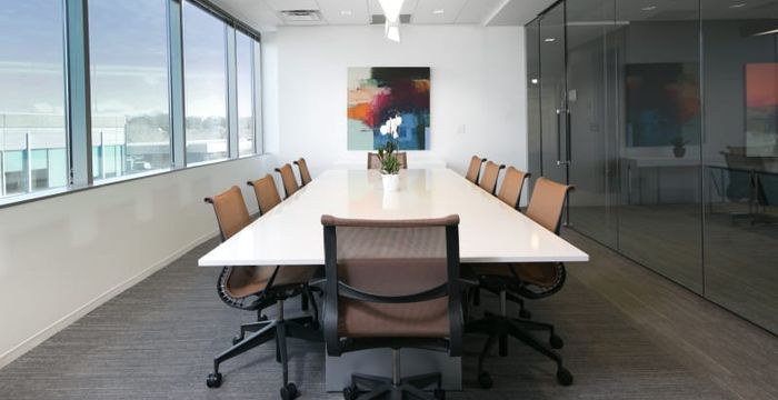 40 Burton Hills Boulevard, Nashville - Image 2