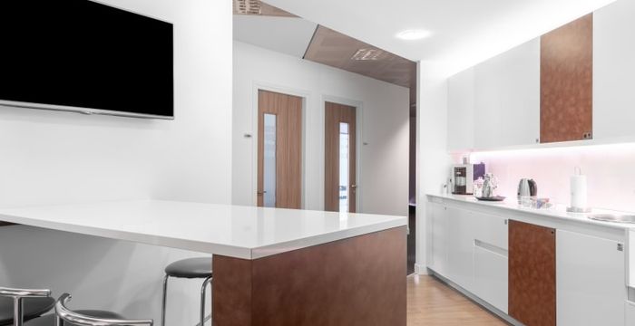 Viale Enrico Forlanini 23, Milan - Image 4