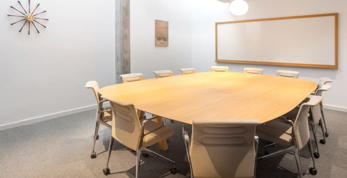 6-14 Passatge Mas De Roda, Barcelona - Image 3