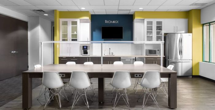 7404 King George Blvd, Surrey - Image 4