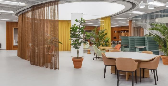 Szervita Square 8, Budapest - Image 3