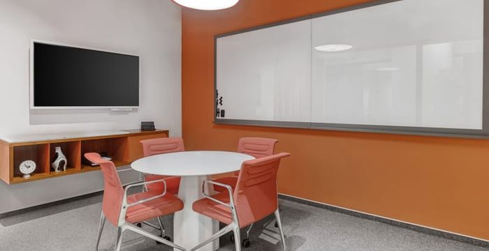 Szervita Square 8, Budapest - Image 4