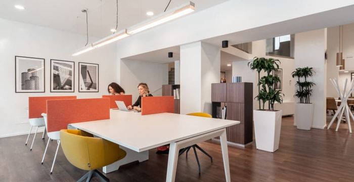 Via Broletto 46, Milan - Image 2