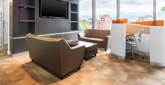 90 Street No 11- 13 Urban Plaza Building Urban Plaza Complex, Bogota - Image 4