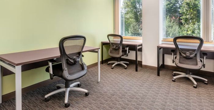Eagleview Corporate Center - Image 5