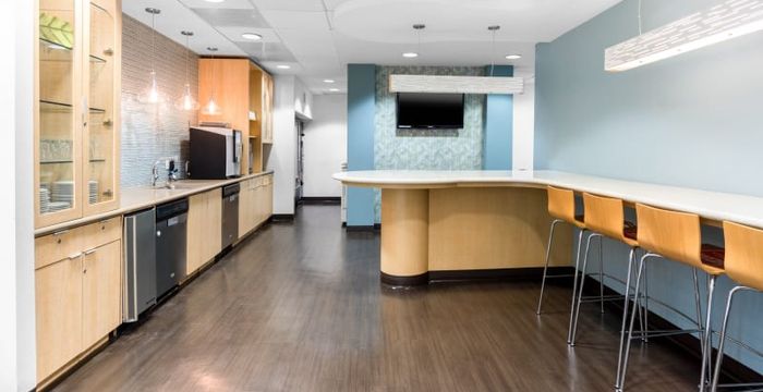 1560 Sawgrass Corporate Parkway, Sunrise - Image 3