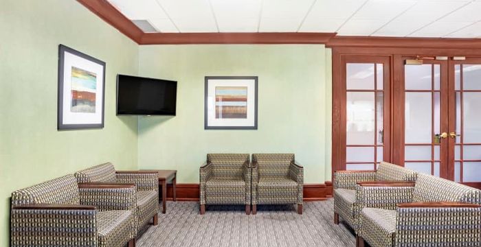 470 Olde Worthington Road, Westerville - Image 2