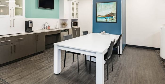 6575 West Loop South, Bellaire - Image 4