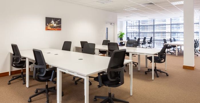 77 Sir John Rogerson's Quay, Dublin - Image 5