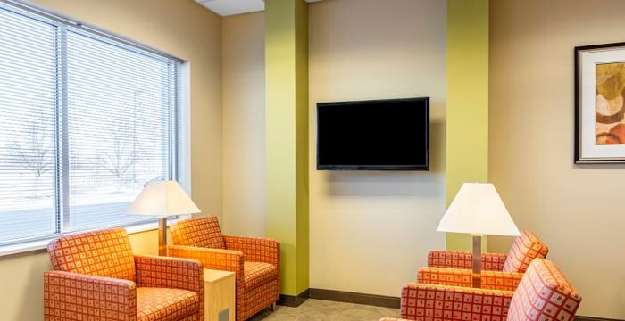 2815 Forbs Avenue, Hoffman Estates - Image 5