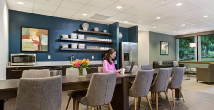 35 Village Road, Middleton - Image 4