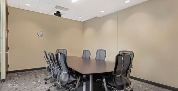 The Avenue Forsyth The Avenue Forsyth - Image 2