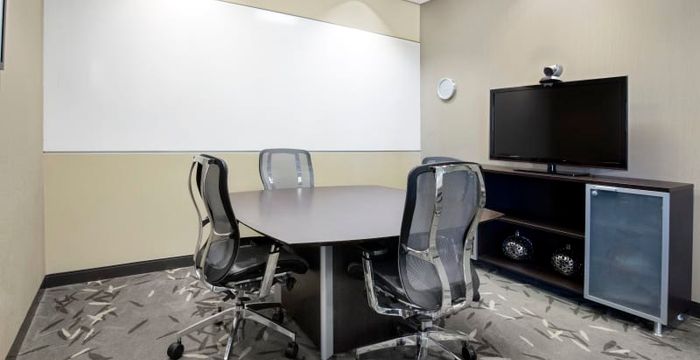 The Avenue Forsyth The Avenue Forsyth - Image 3