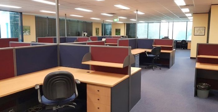 15 Howleys Road, Clayton - Image 2