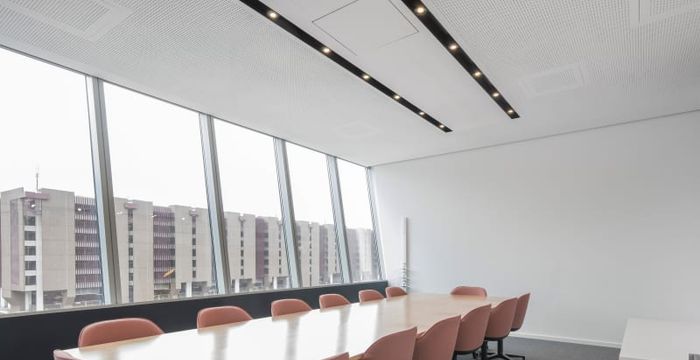 12 Am Flughafen, Frankfurt Am Main - Image 4