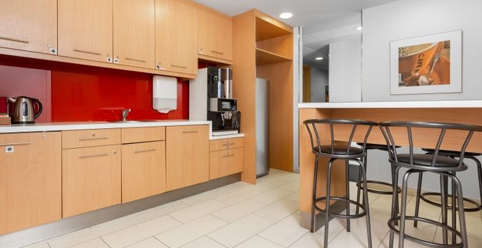 Arpad Fejedelem Utja 26 - 28, Budapest - Image 2