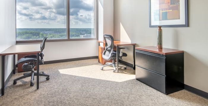 8888 Keystone Crossing, Indianapolis - Image 4