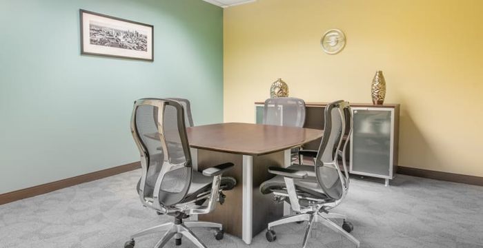 8888 Keystone Crossing, Indianapolis - Image 4