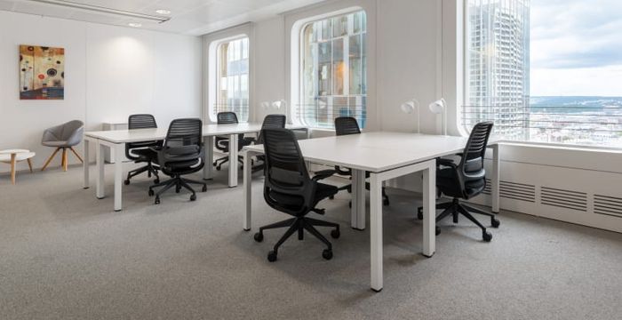 5 Place De La Pyramide, Paris - Image 2