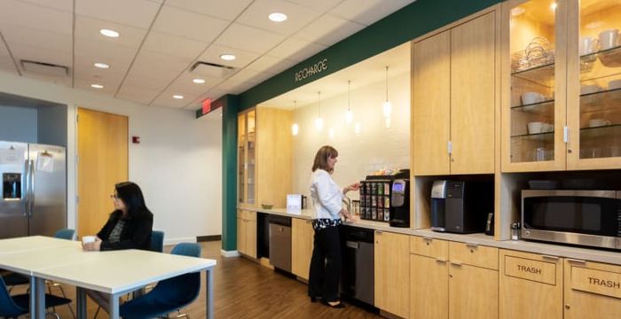 700 Commerce Drive, Oak Brook - Image 4