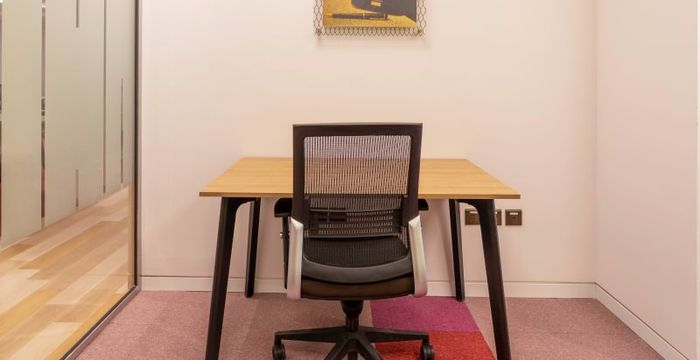 Spring Plaza - Image 2