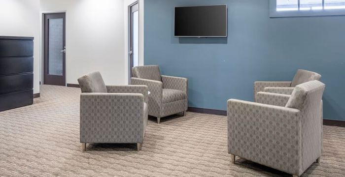 200 Continental Dr, Newark - Image 5