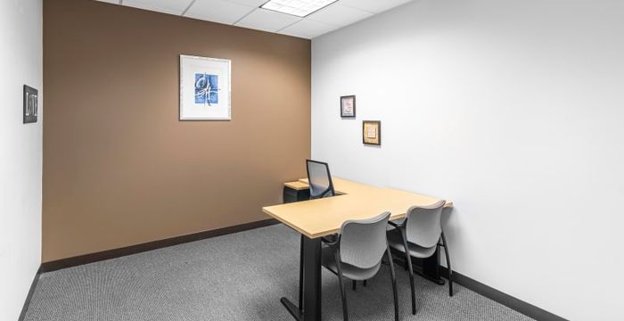 1990 Main St, Sarasota - Image 4