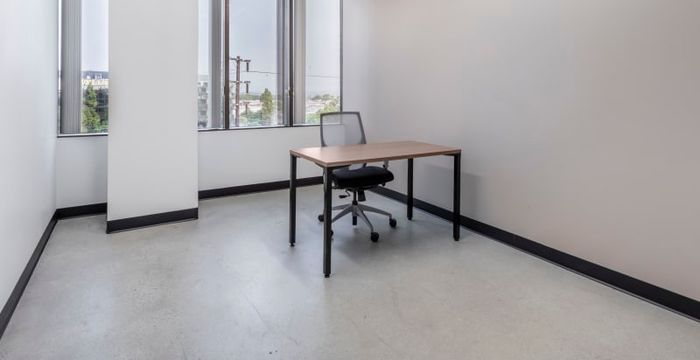 Commerce Corporate Center - Image 5