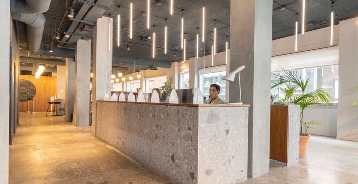 Bastioni di porta nuova 21, Milan - Image 4