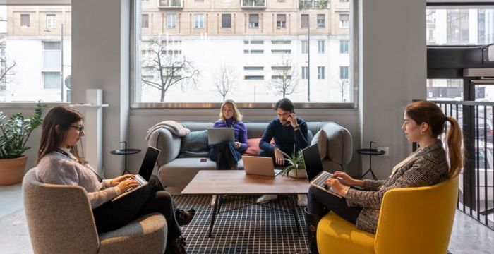 Bastioni di porta nuova 21, Milan - Image 5